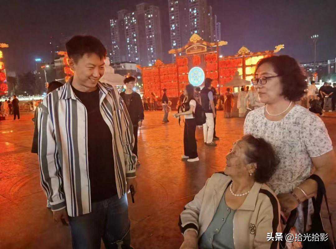 为爱奔赴！与辉同行河南行首站洛阳举办盛大开城仪式，一切只为他