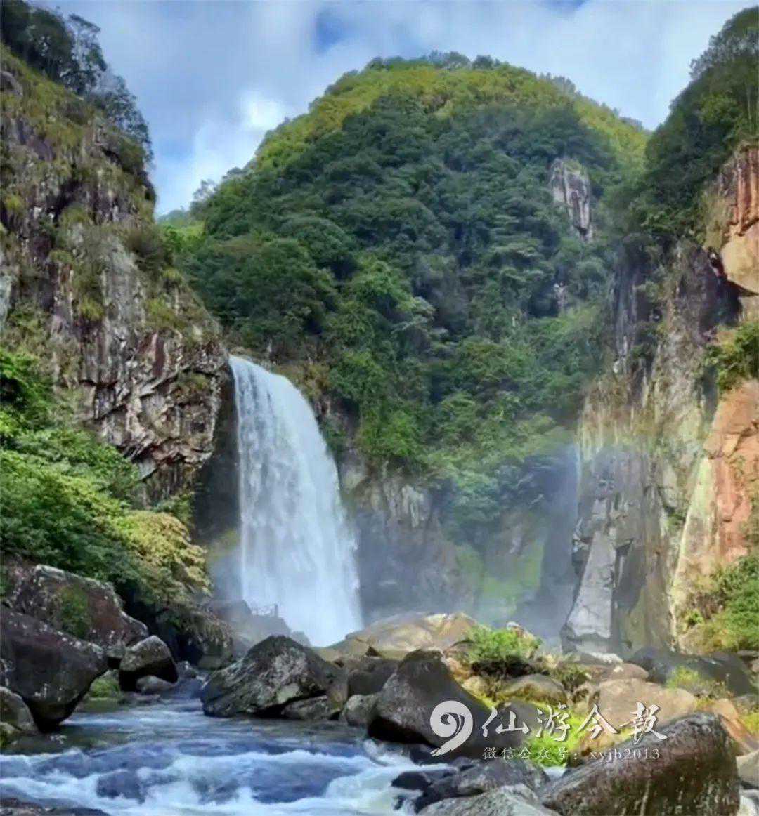 不用去洛阳了！九鲤湖汉服打卡地惊艳亮相……