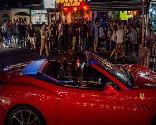 “重启:形而上2024抽象艺术展”在碧云美术馆开展