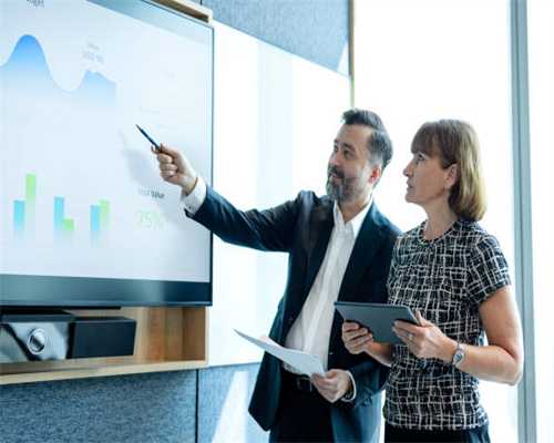 鉴于北疆“金三角”特殊情况，奎屯可升级为省辖地级市