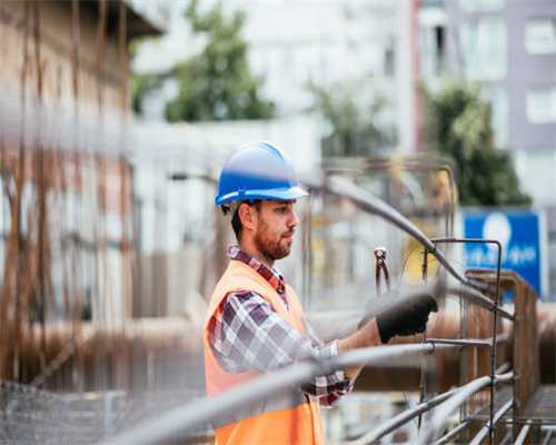 图克：善良与勇气是通往幸福之门的钥匙