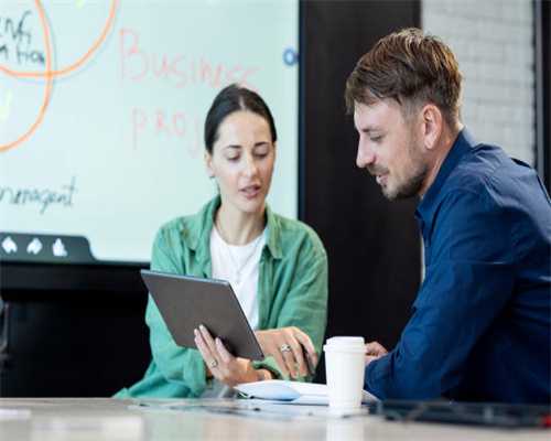 澳大利亚前外交官：APEC为地区发展作出贡献 中澳发挥重要作用