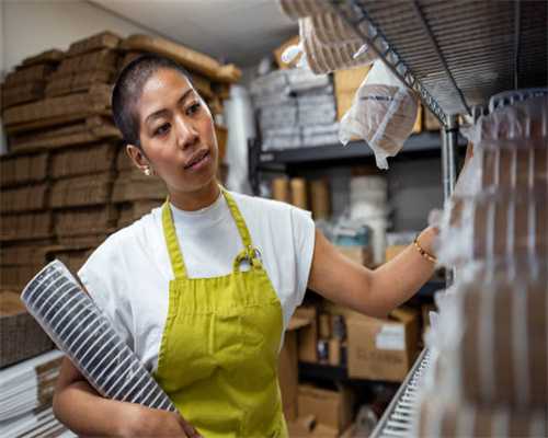 石狮永宁黄金海岸钓鱼遇险 两名男子获救助