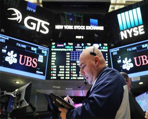 出海坐游艇 咱也玩得起