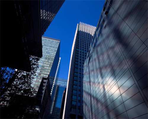 机票价格大跳水，4000元旅游线路直降2000元，背后真相是什么？