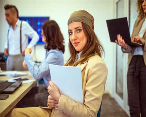 香山碧云寺“重妆亮相” 游客量同比增长一倍